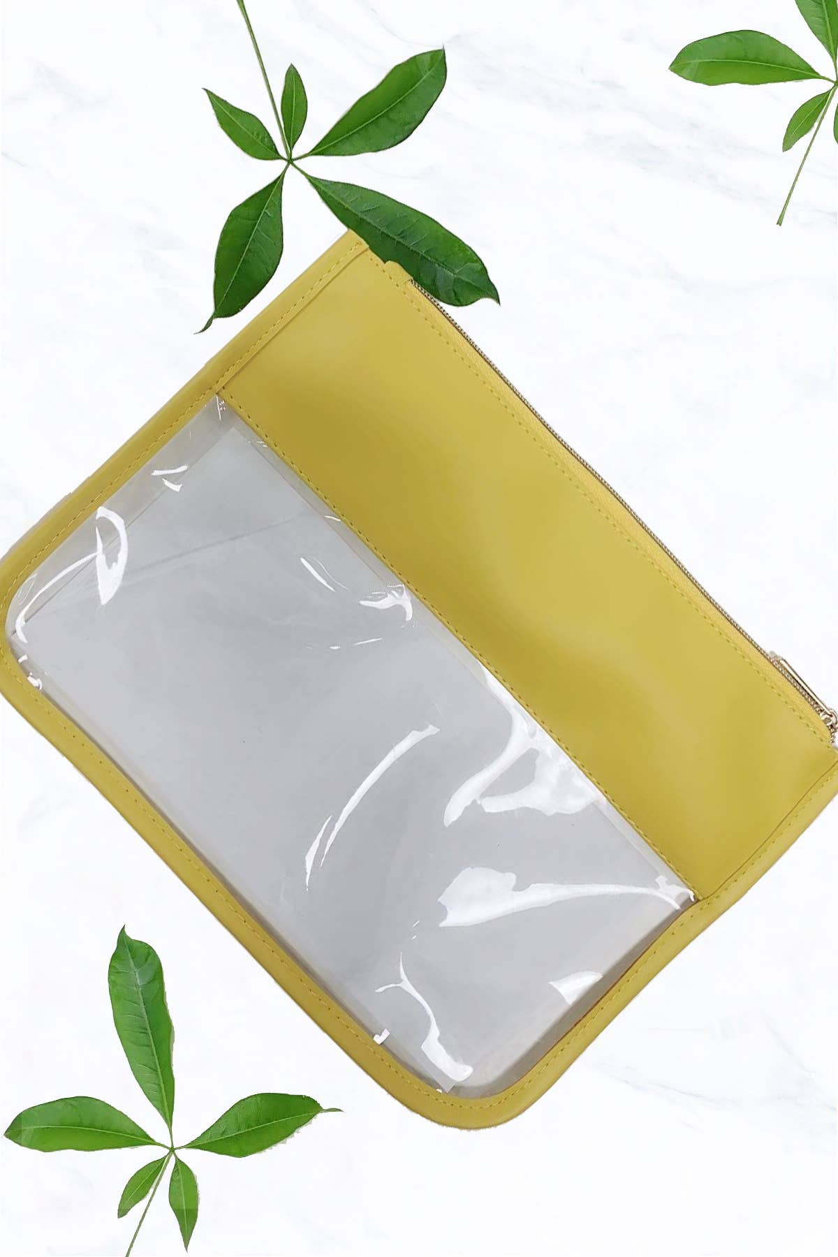 Clear Cosmetics & Toiletry Pu Handbag: White
