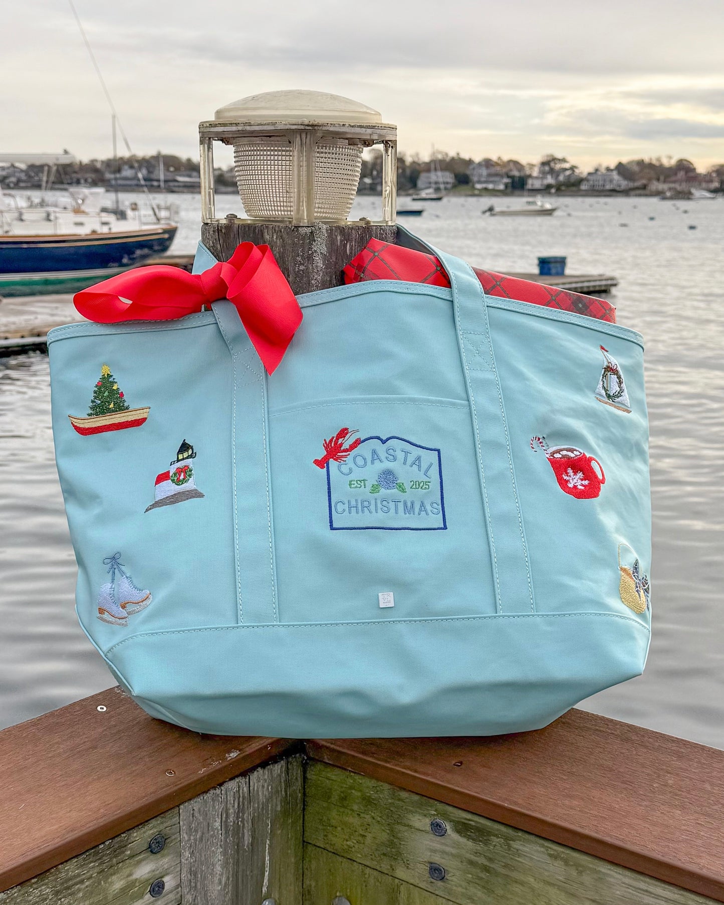 Coastal Christmas Maxi Tote