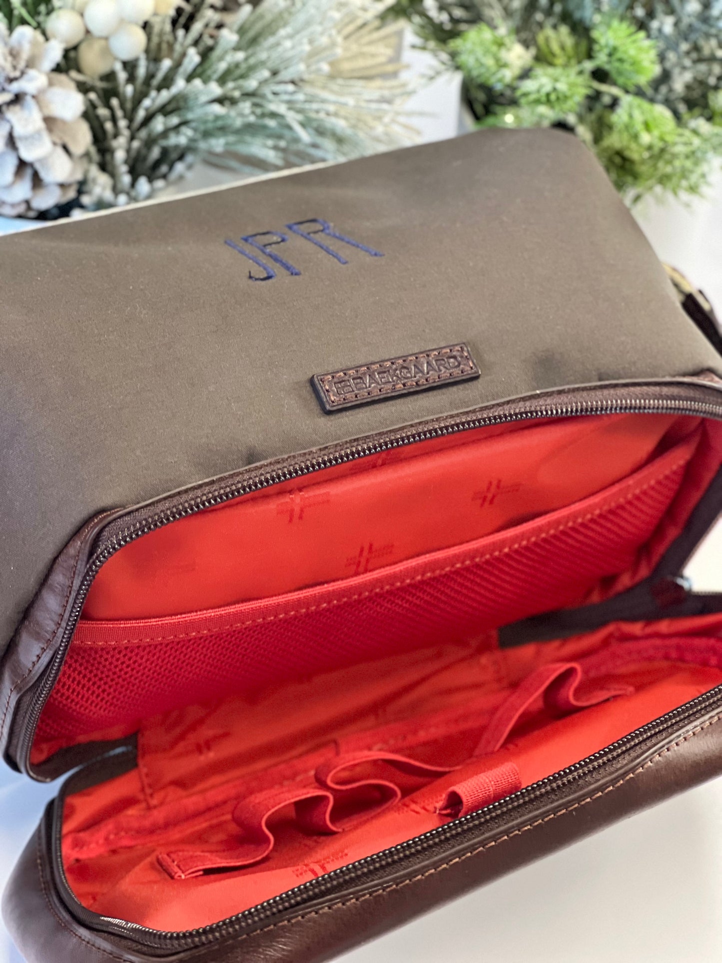 Deluxe Men's Dopp Kit/ Toiletry Bag