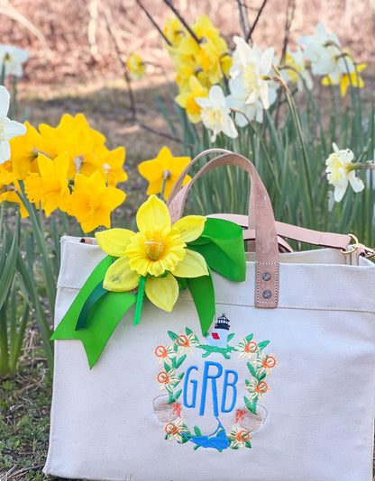 Nantucket Daffodil Crest Mini Box Tote