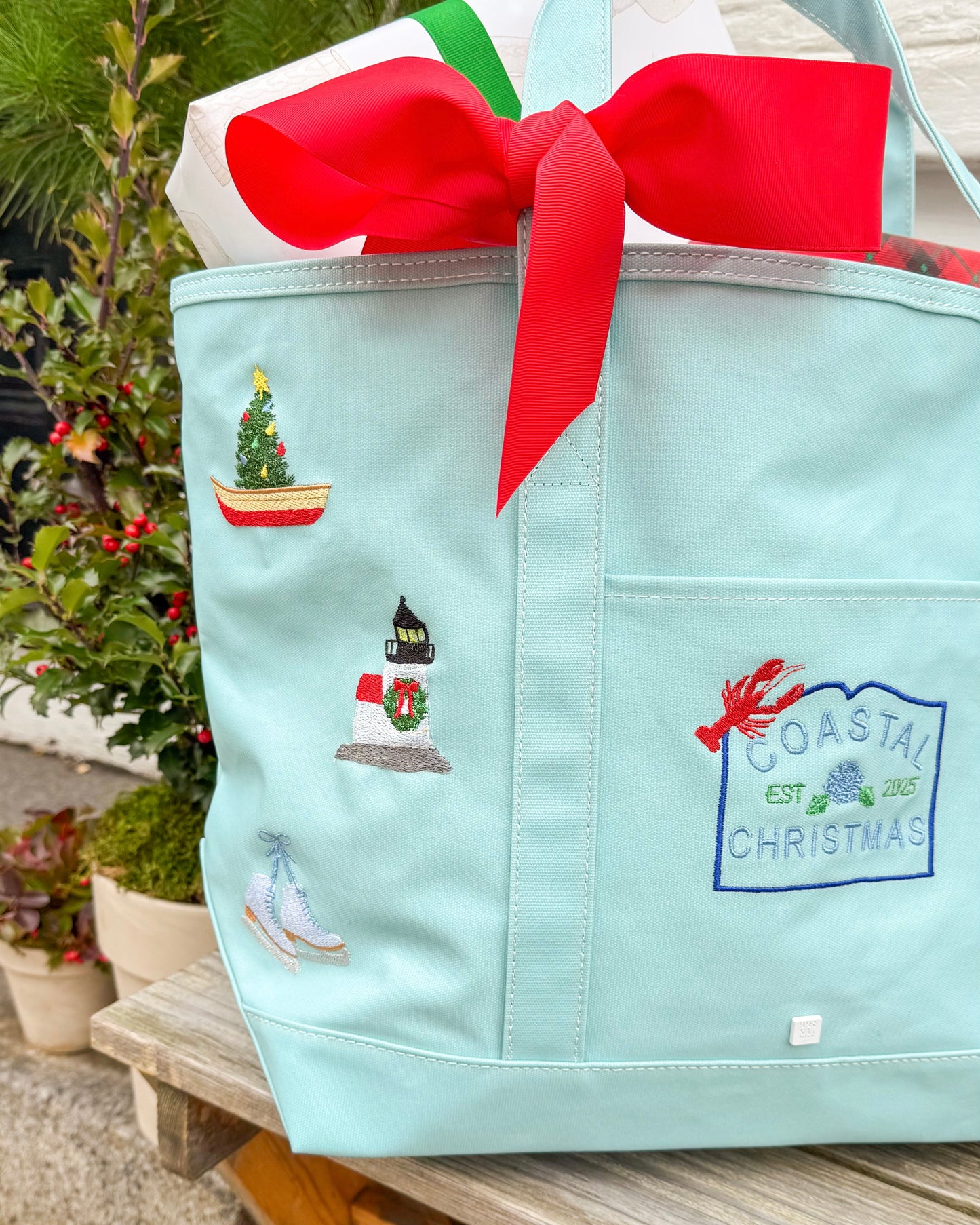Coastal Christmas Maxi Tote