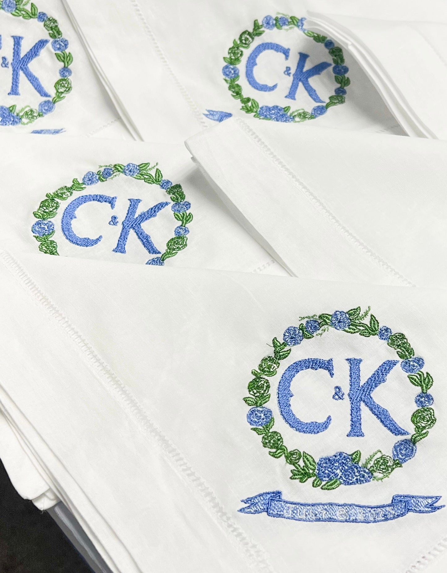 Linen Hemstitched Dinner Napkin with Custom Crest