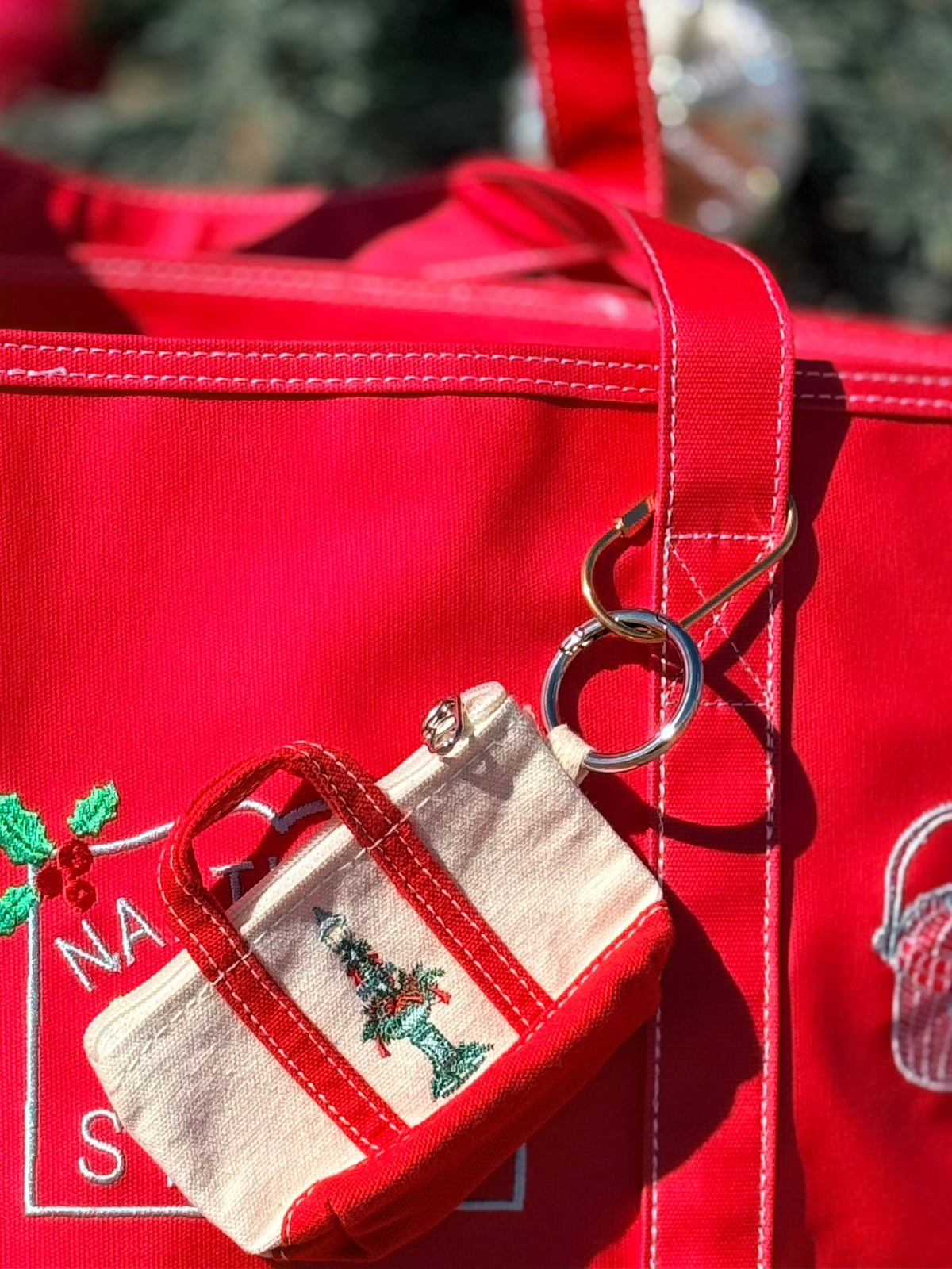 Nantucket Stroll Micro Tote Keychain-- PREORDER